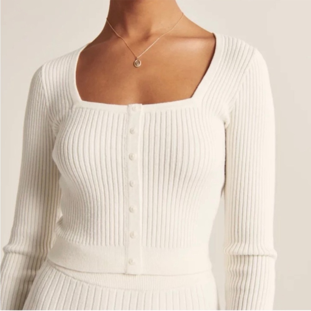 Abercrombie and Fitch Ribbed Squareneck Sweater Top